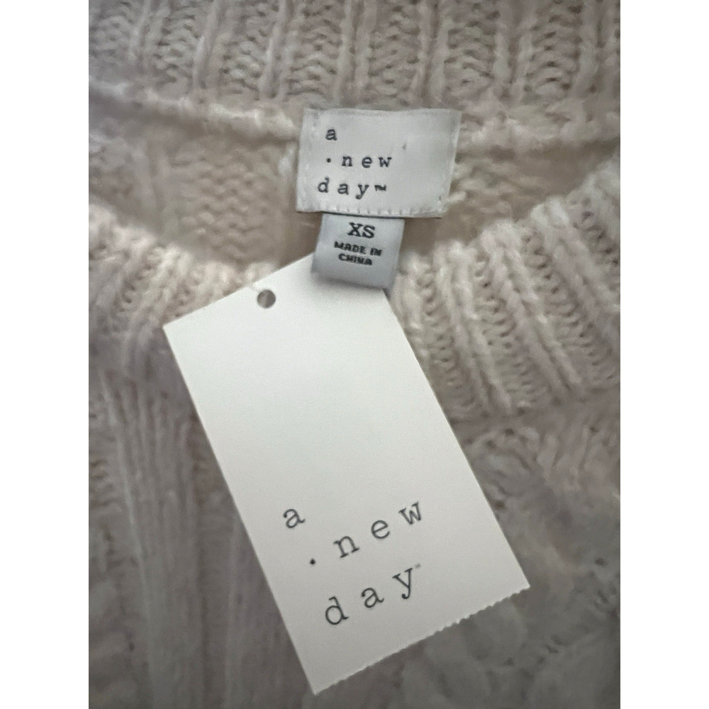 New Day Cable Knit Fisherman Pullover Cream Sweater Mens XS Womens Medium New - Picture 6 of 9